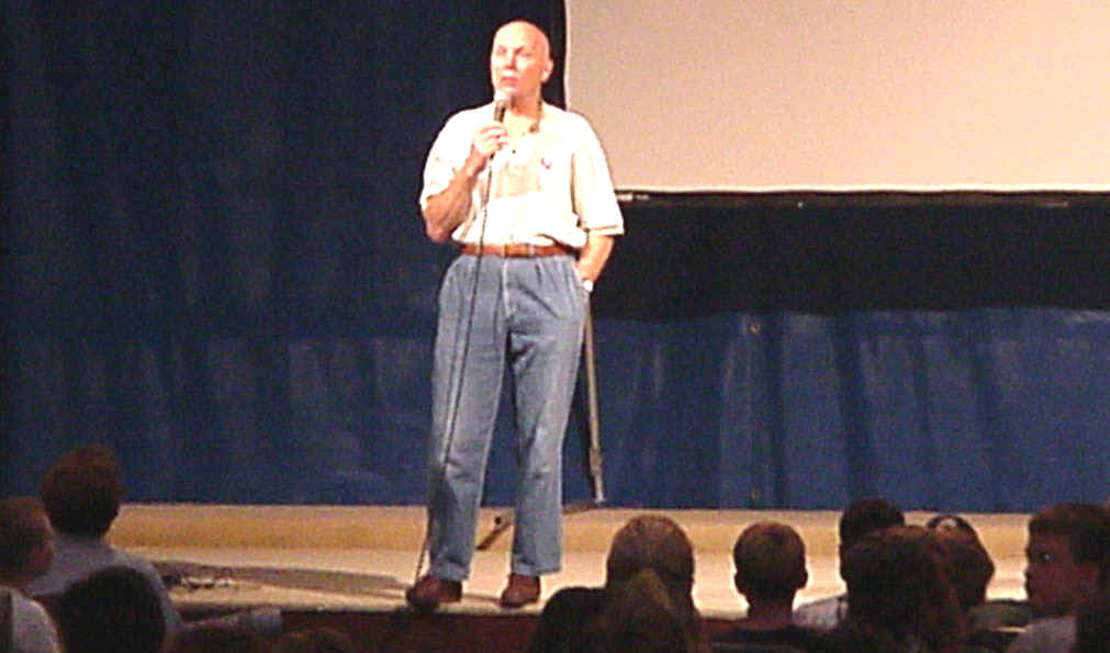 wpe1B.jpg (51468 bytes)